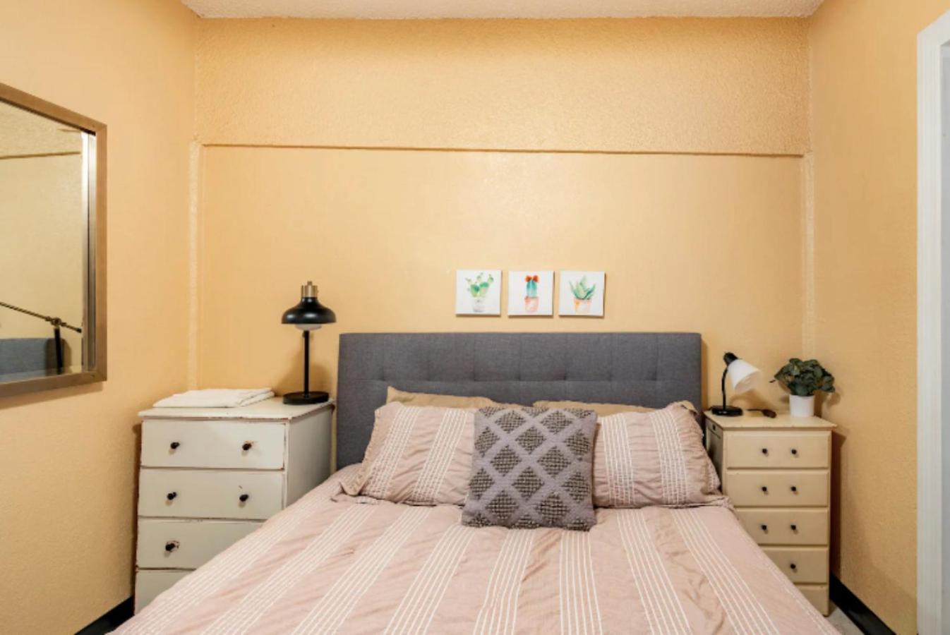 3-Bed Bungalow Walk To Historic Downtown سانفورد المظهر الخارجي الصورة